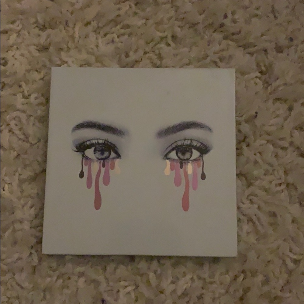 kylie cosmetics burgundy pallet